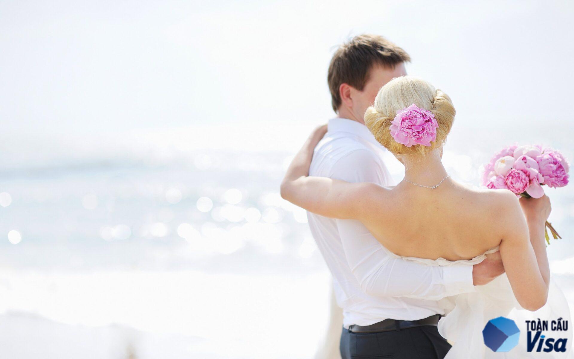 Việt kiều về Việt Nam cưới và bảo lãnh đi Mỹ