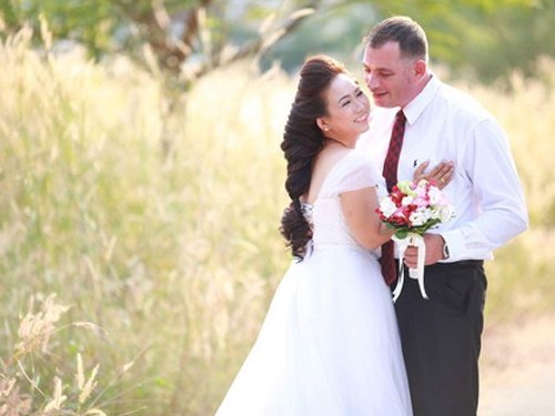 Được định cư Mỹ là niềm hạnh phúc trào dâng của rất nhiều cặp vợ chồng
