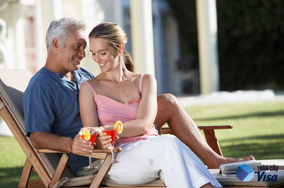 age-gap-couple