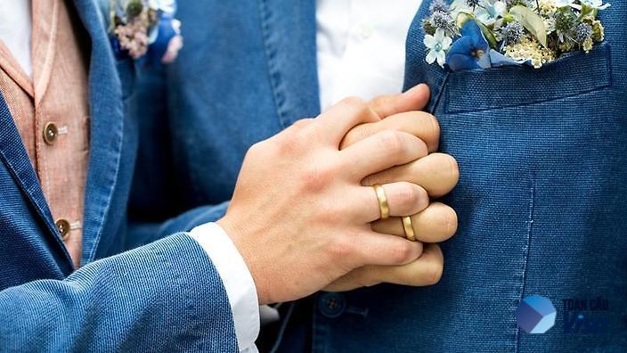 Bảo lãnh định cư Mỹ cho các cặp đồng giới