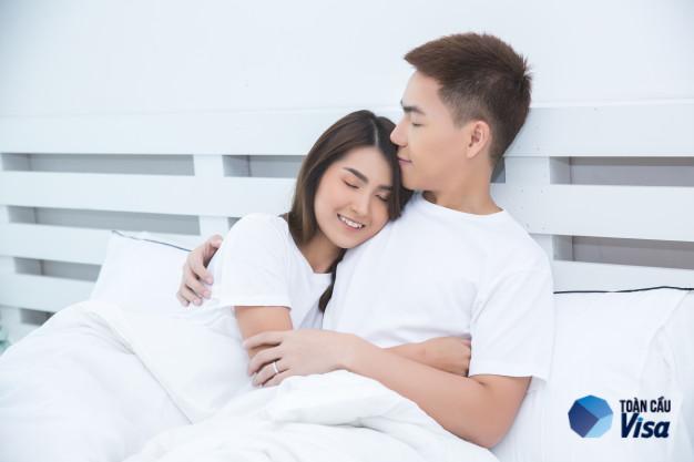 VIỆT KIỀU VỀ QUÊ ĂN TẾT, TÍCH LŨY CÁC LOẠI BẰNG CHỨNG NÀO?
