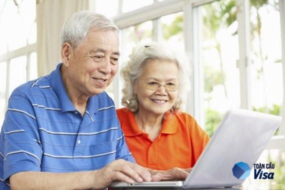 Người Việt ở Mỹ về hưu được hưởng mức lương bao nhiêu?
