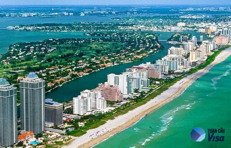 Florida là tiểu bang có thể mạng về kinh tế và du lịch